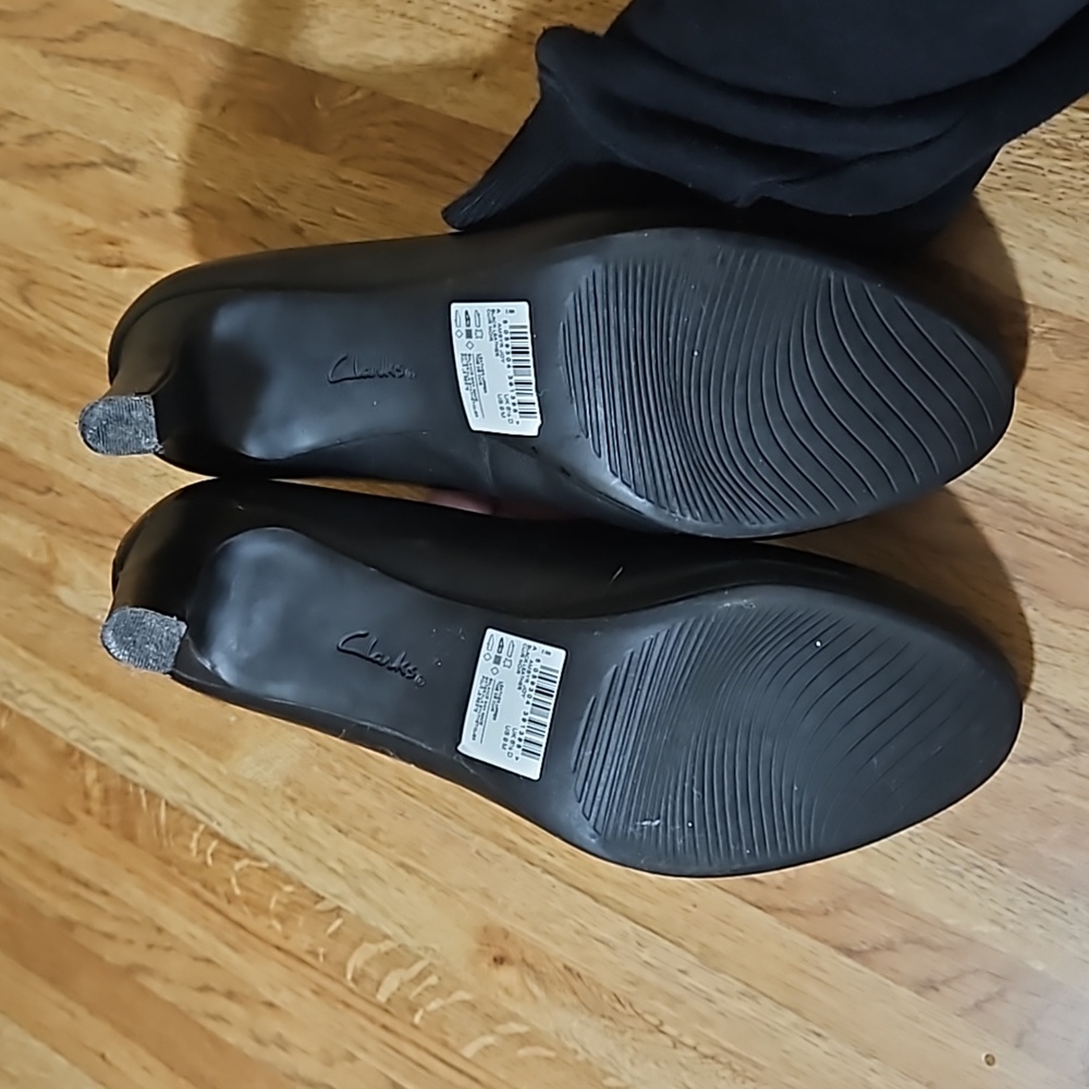 Clarks Collection Black Leather Heels 9-9.5 - Picture 14 of 15